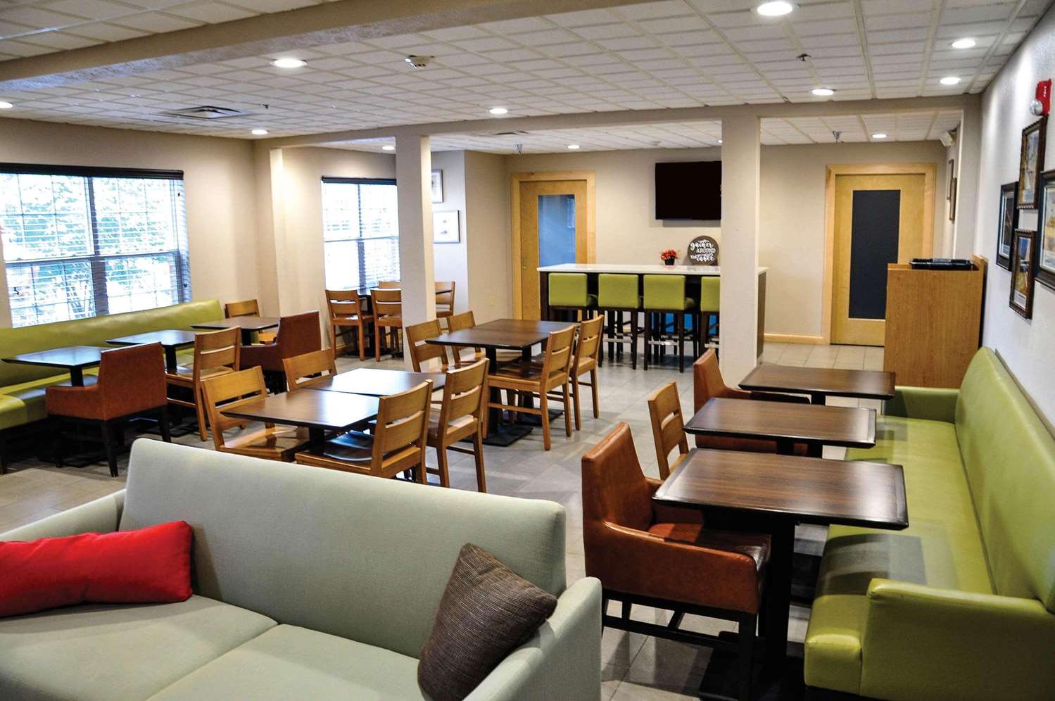 Country Inn & Suites by Radisson, Beavercreek-Dayton 34/45