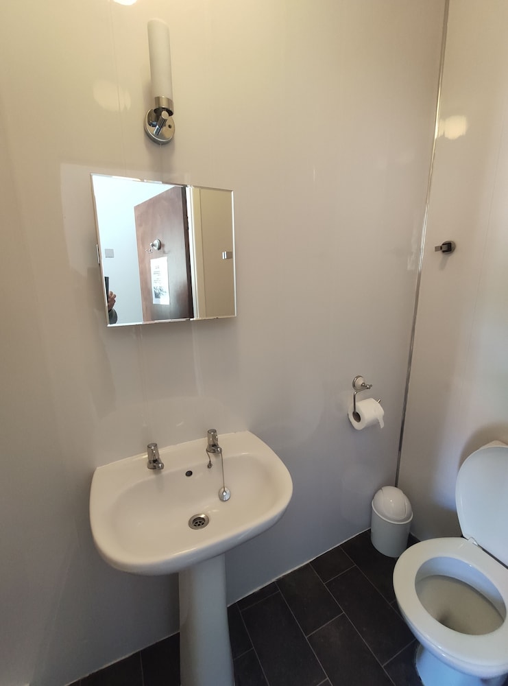 The Mardi Gras Guest Accommodation 46/47