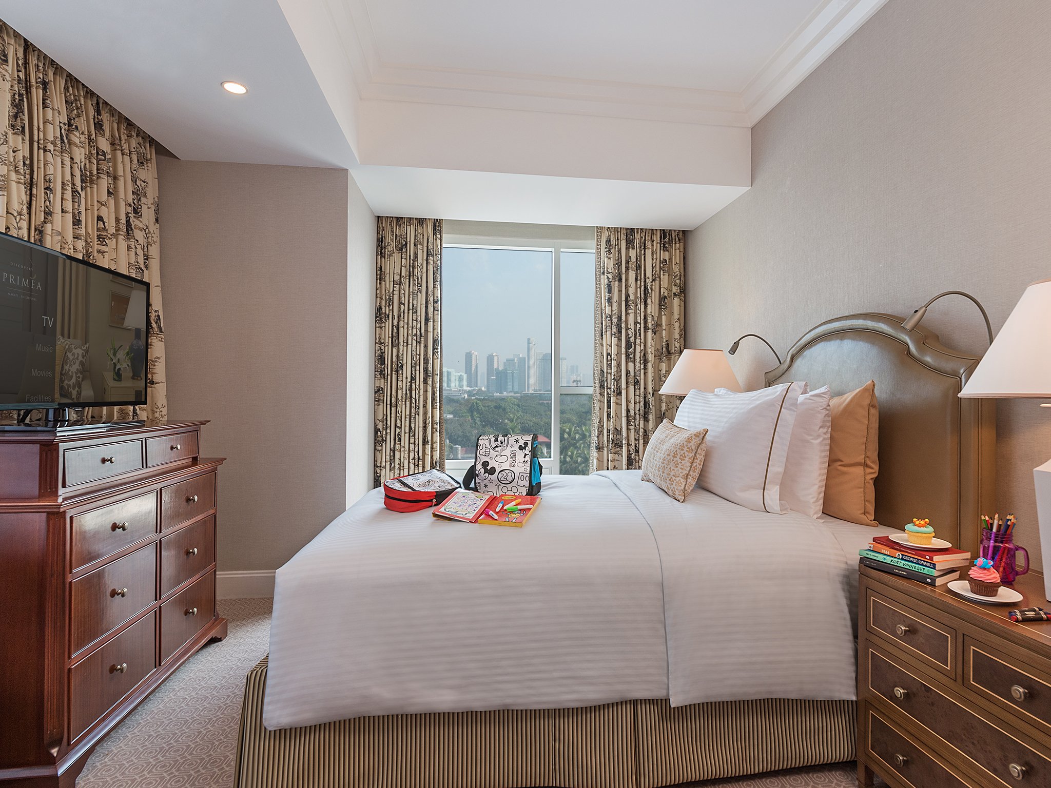 Prime, Suite, King Bed