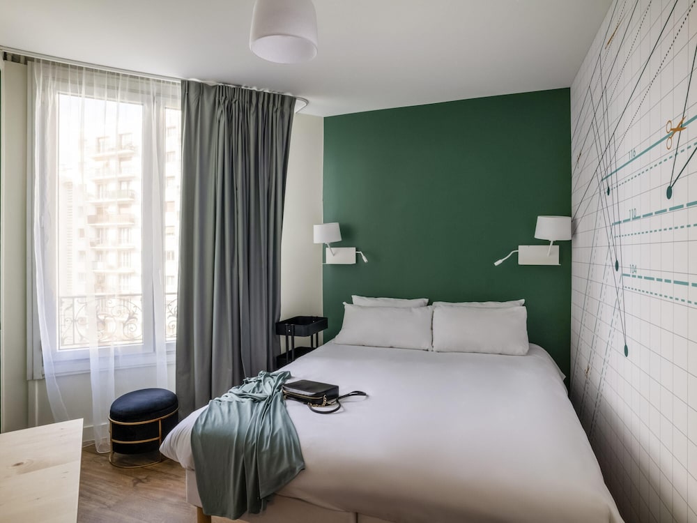 ibis Styles Asnieres Centre 11/78