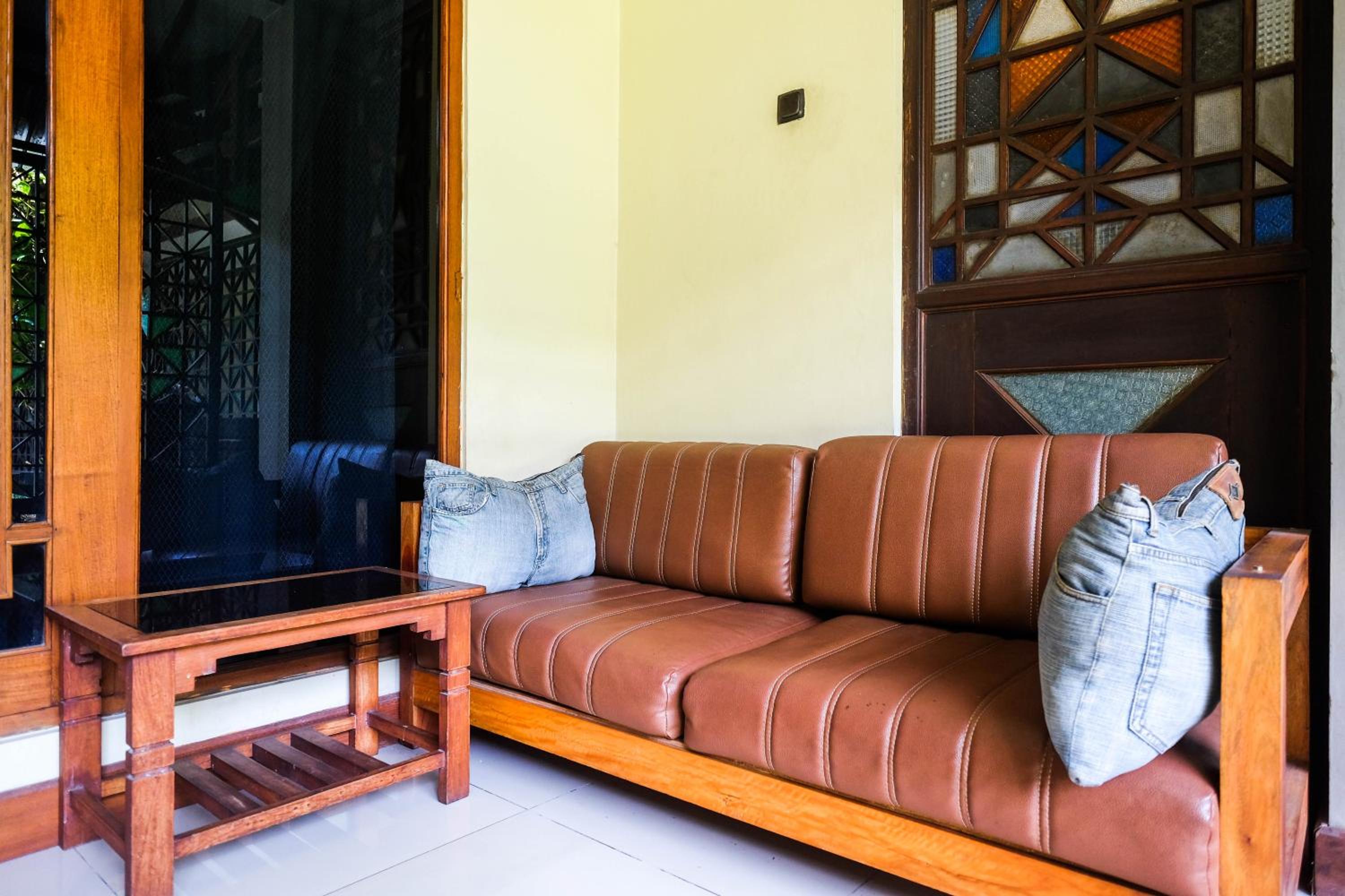 OYO 3778 Hotel Wisnugraha Syariah 36/50