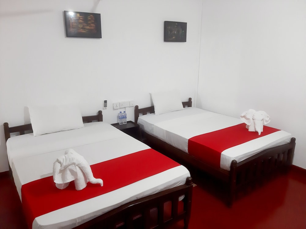 Palitha Home Stay 9/43