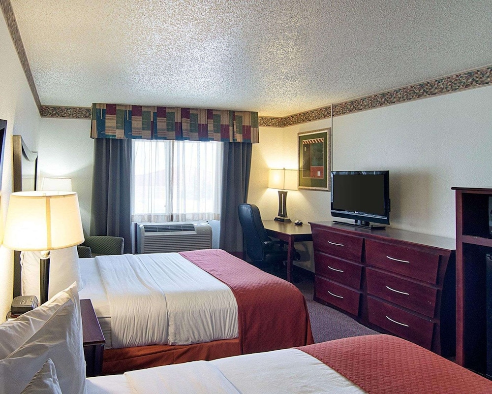 ROOM, 2 QUEEN BEDS, ACCESSIBLE