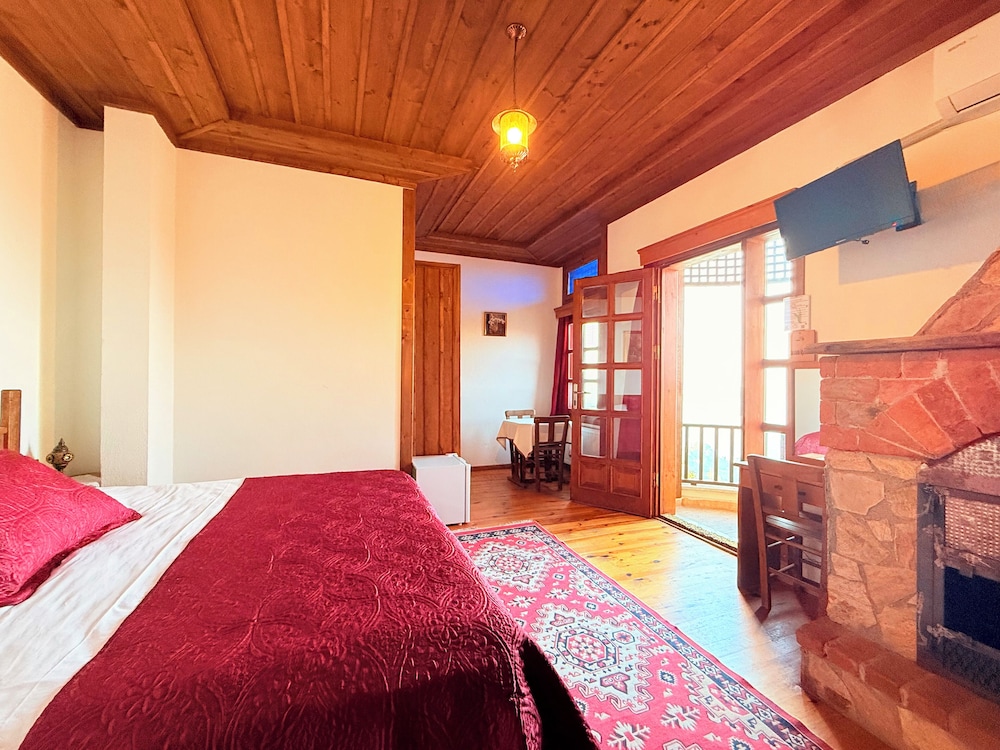 Room, Twin Beds, Sea View