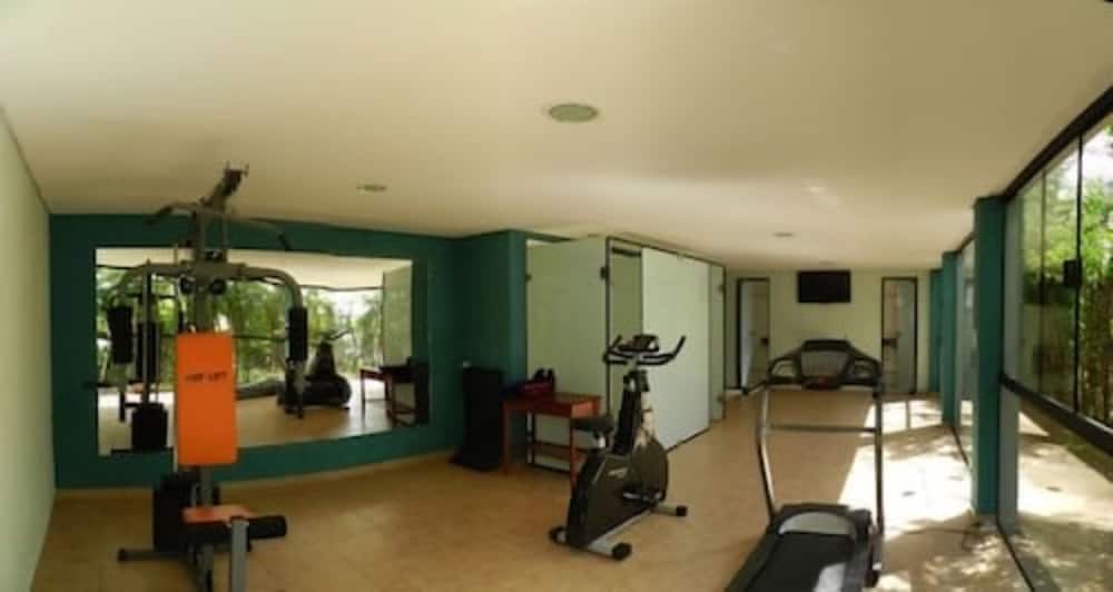 Summit Lago Hotel 25/62
