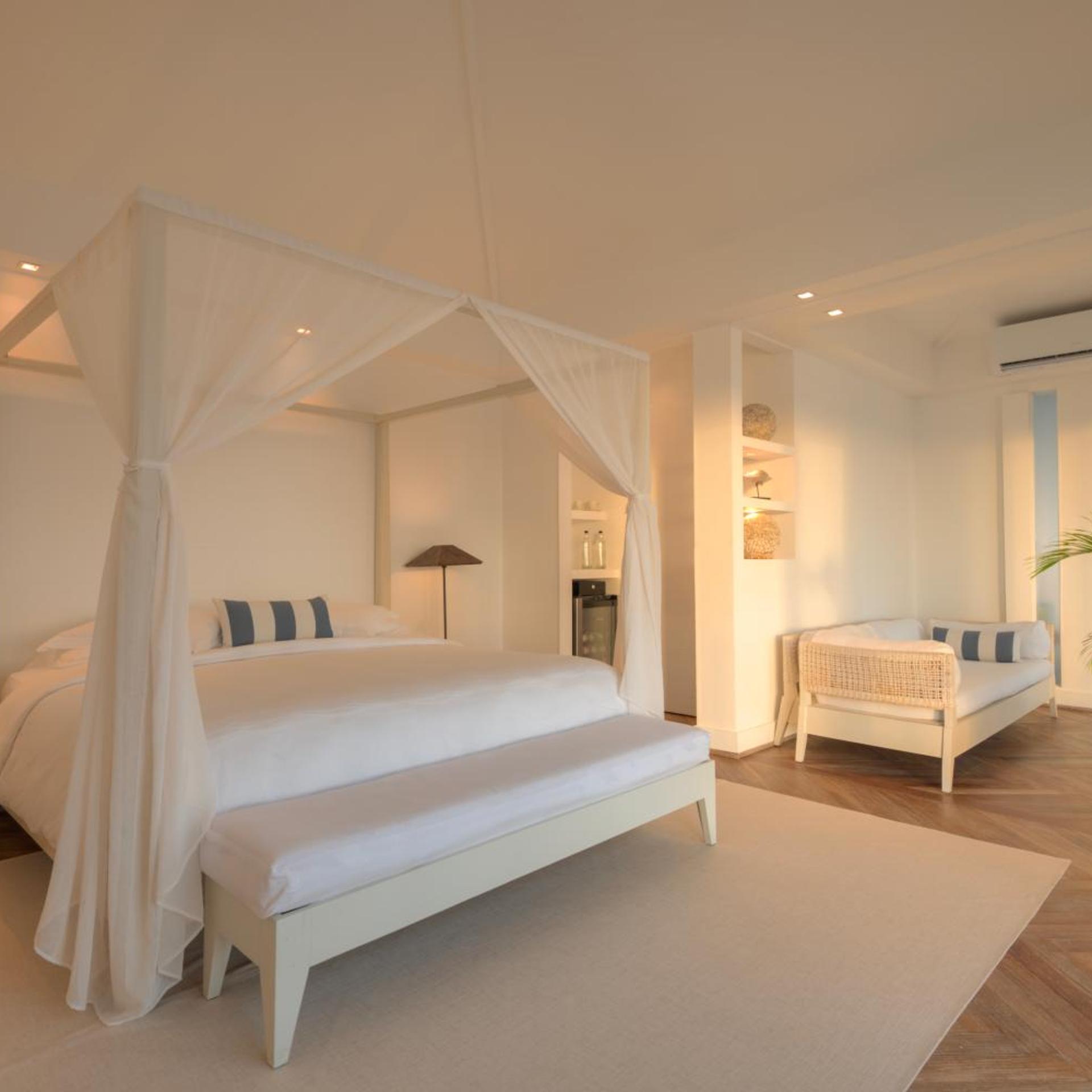2 Bedrooms, Pool Water Villa