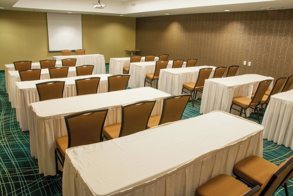 SpringHill Suites Marriott Colorado Springs South 55/59