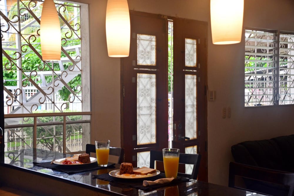 Hostal Santa Martha 25/35