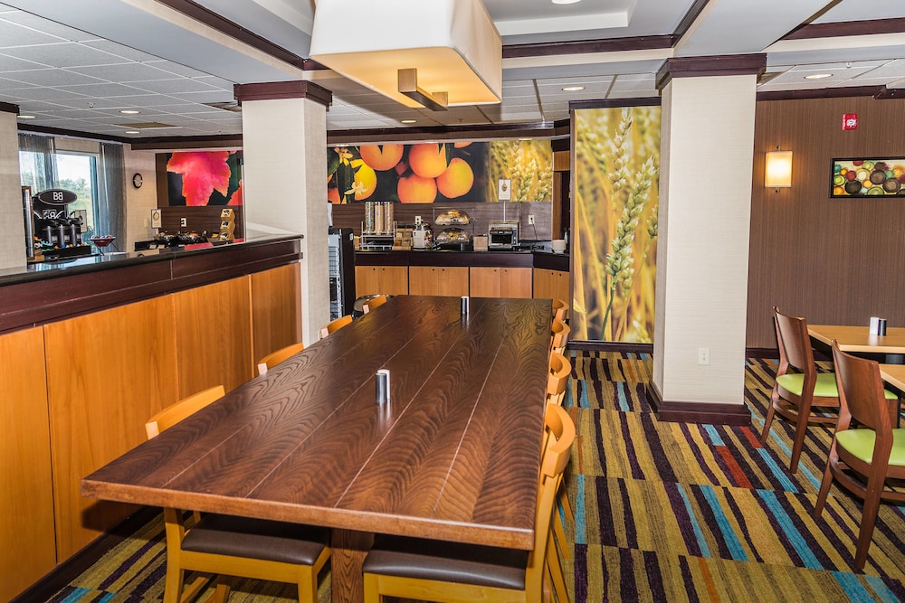 Fairfield Inn Suites By Marriott Morgantown 23/32