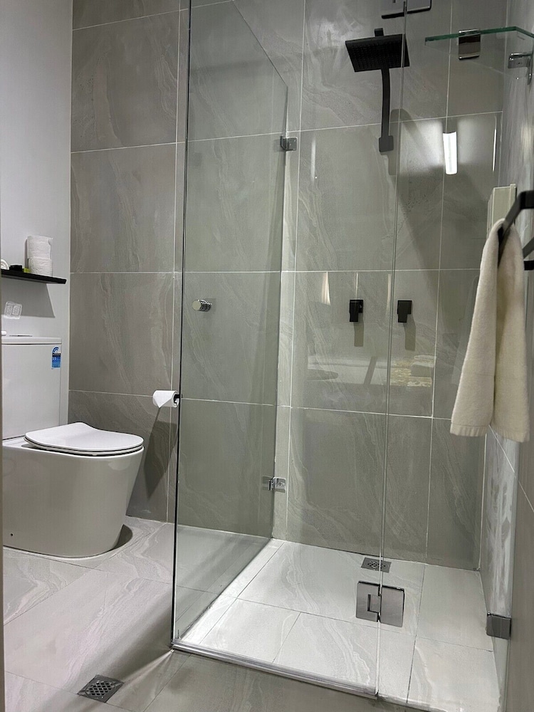 Country Lodge Motor Inn 38/50