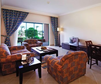 REHANA SHARM RESORT 37/57