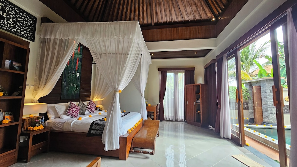Ubud Paradise Villa 13/50