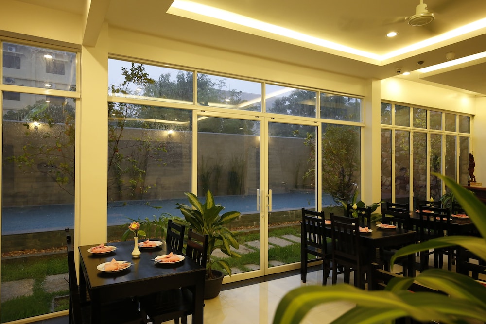 Holy Angkor Hotel 54/65