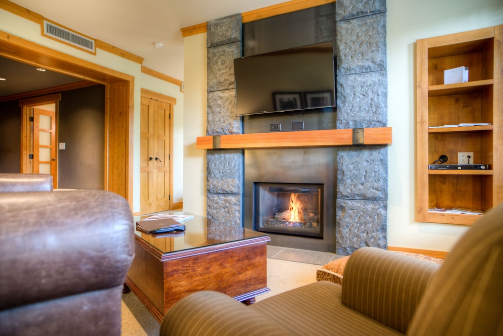 The Nita Lake Lodge 37/68
