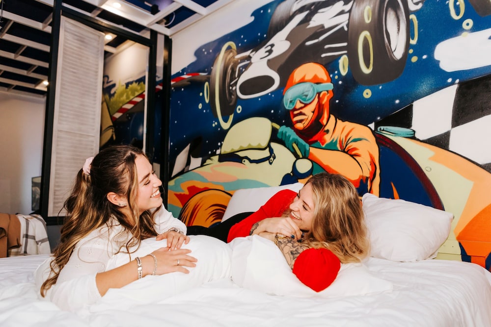 Amsterdam Teleport Hotel 64/74