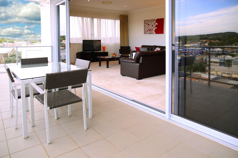 Toowoomba Central Plaza Apartment Hotel 55/57