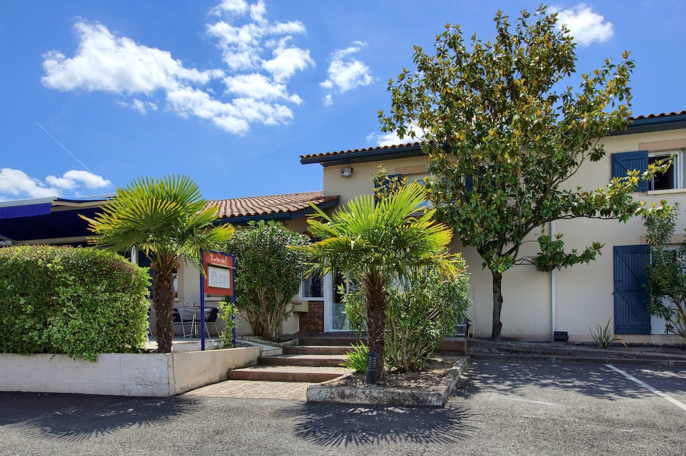 Hotel Kyriad Libourne - Saint Emilion 1/34