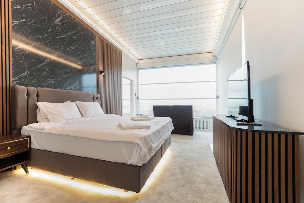 Golden Pearl Boutique Hotel - Adults Only 9/66