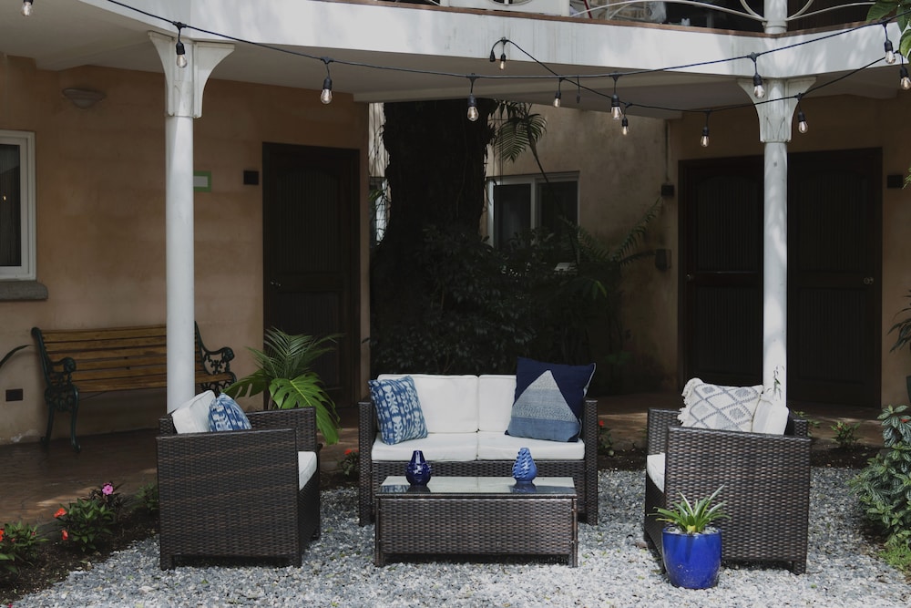 Hotel Ciudad Vieja 3/47