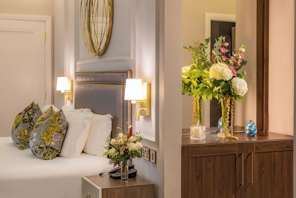 Corks Vienna Woods Hotel and Villas 57/70