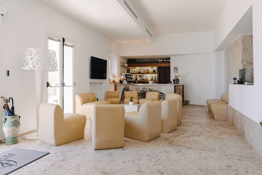 Hotel Peschici 24/50