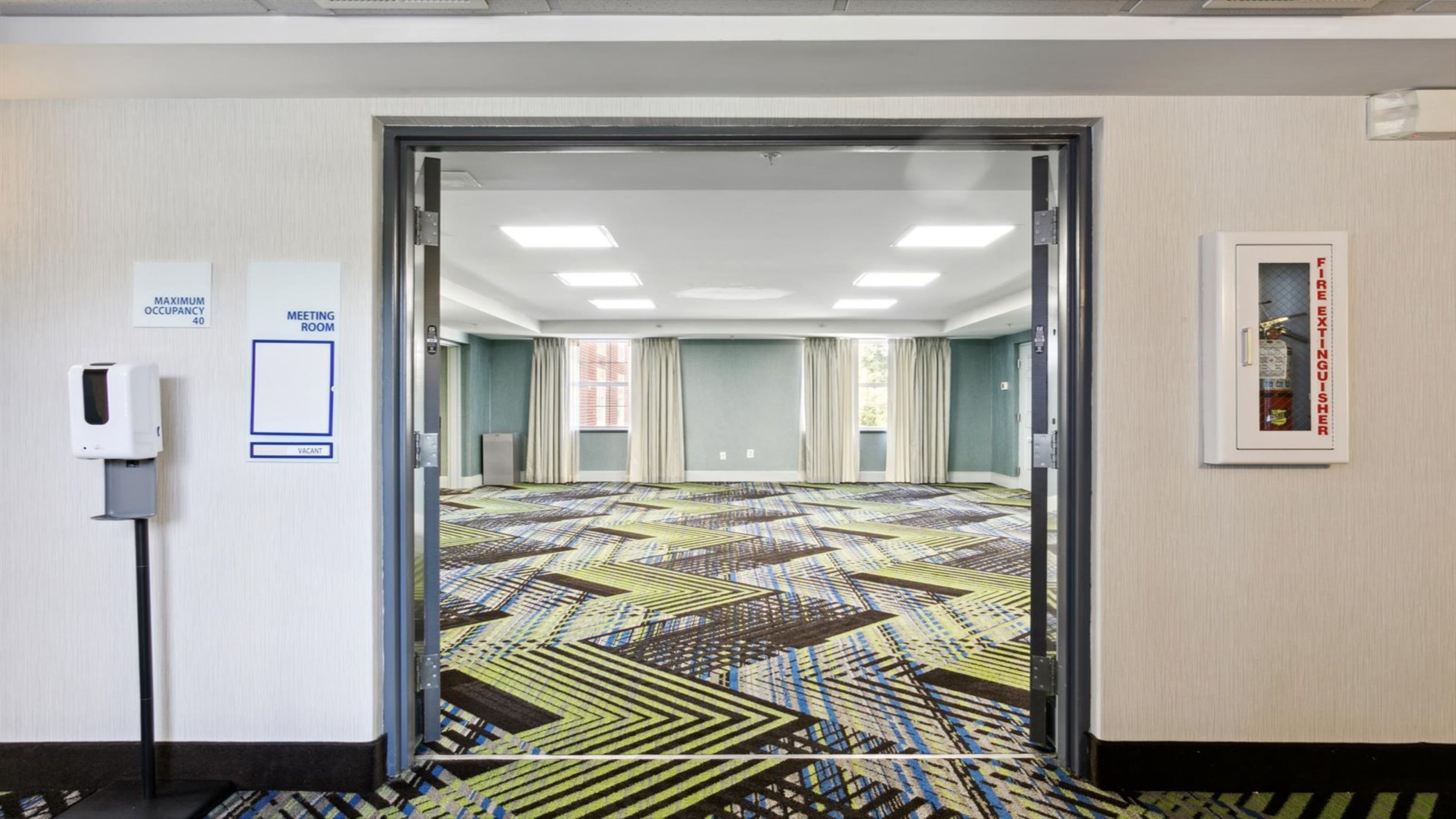 Holiday Inn Express Williamsburg North 15/71