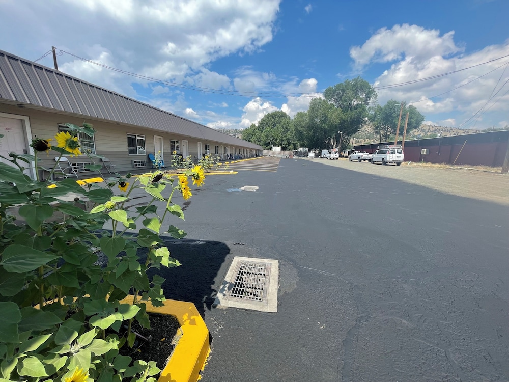 Budget 8 Motel John Day 39/50