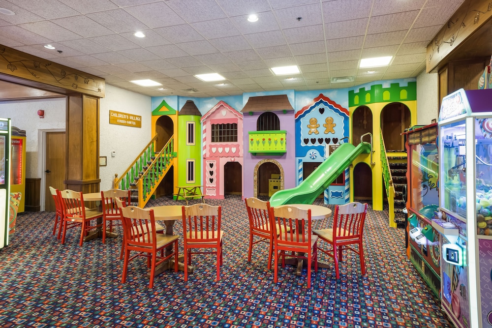 Bavarian Inn Lodge 49/64