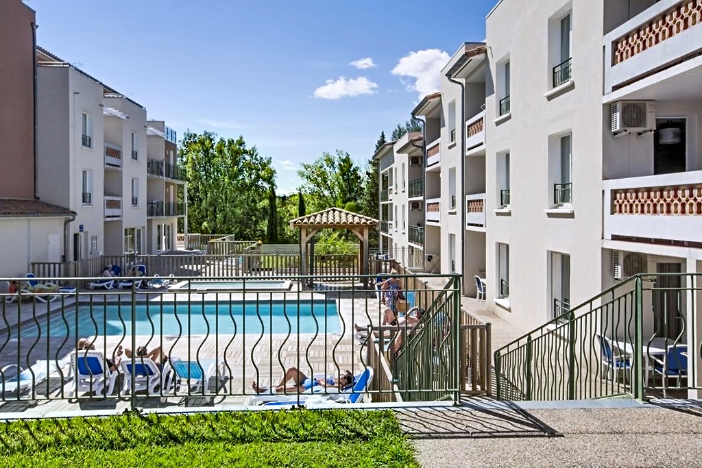 Terres de France – Residence Cote Provence 37/43