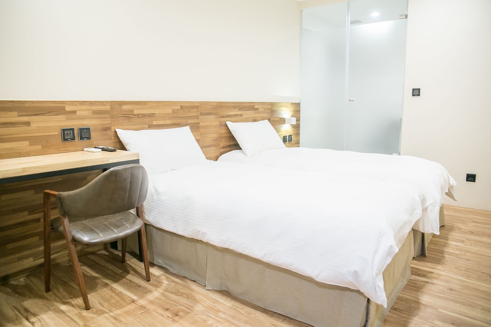 STANDARD, TWIN BEDS
