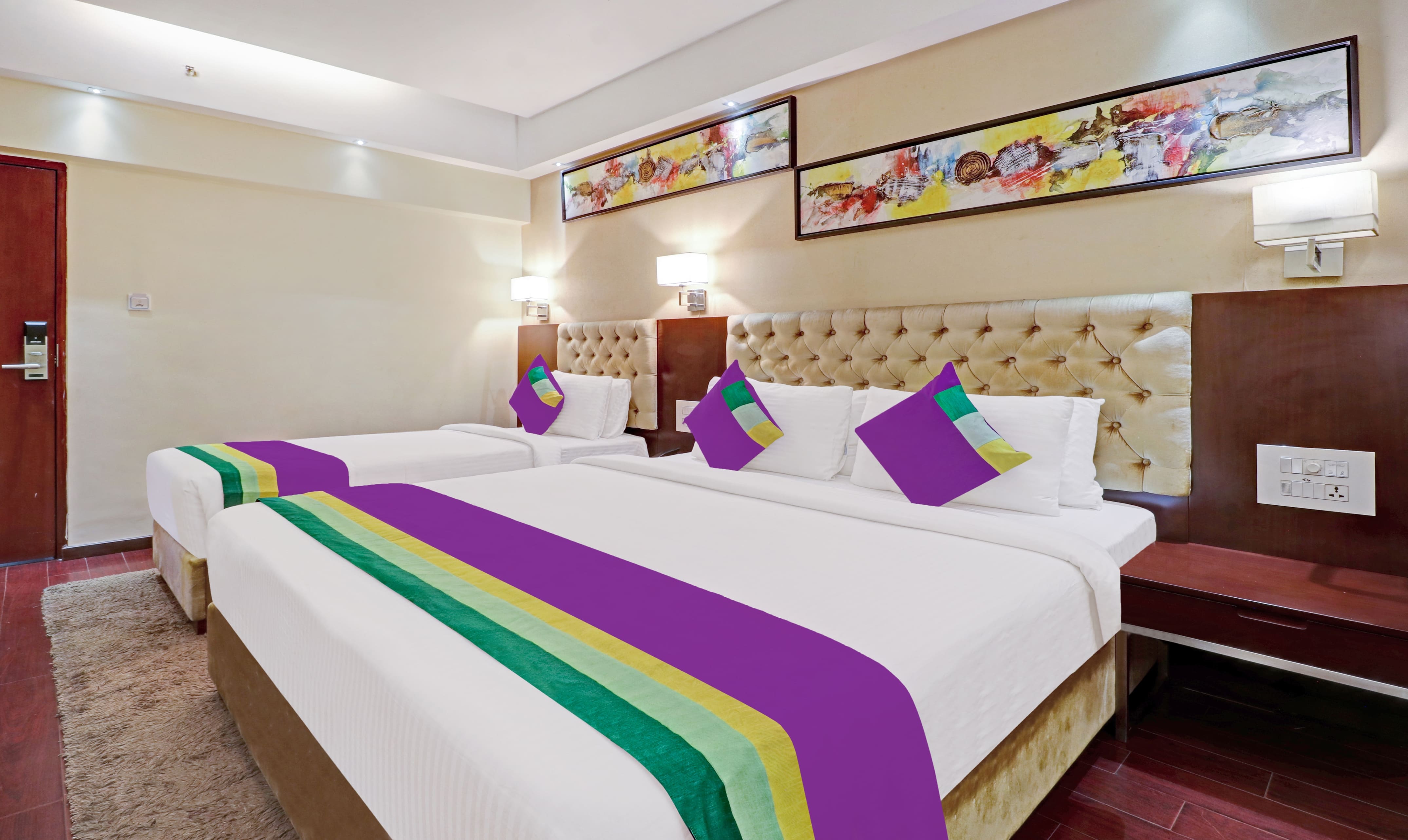 Oyo Rooms Ntr Health University 7/30