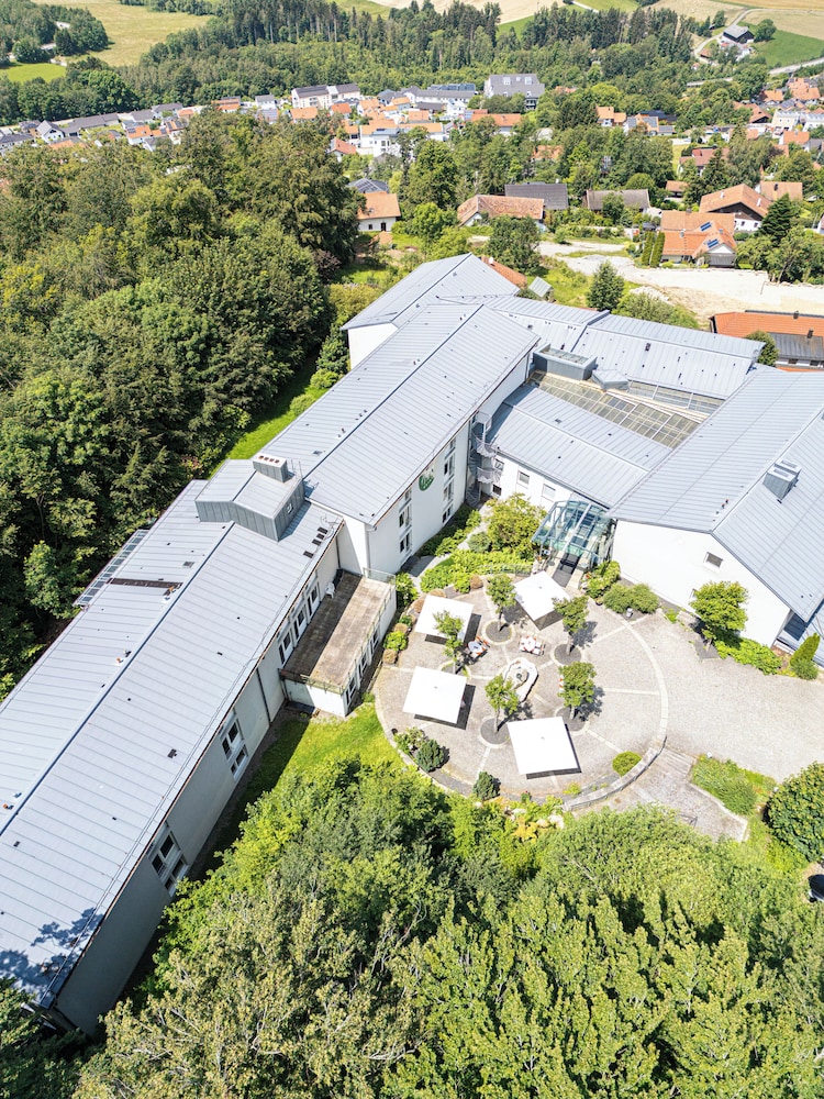 Hotel Karoli Waldkirchen 42/50