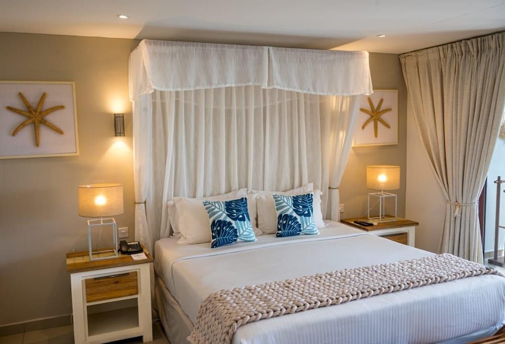 Sky, Deluxe, King Bed