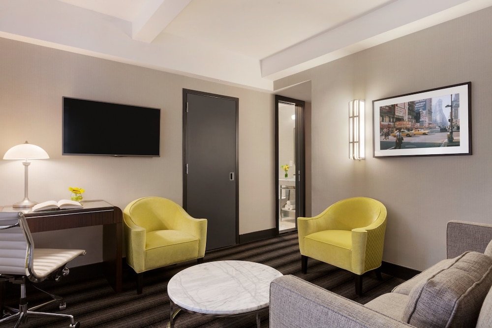 Hotel Edison Times Square 43/54