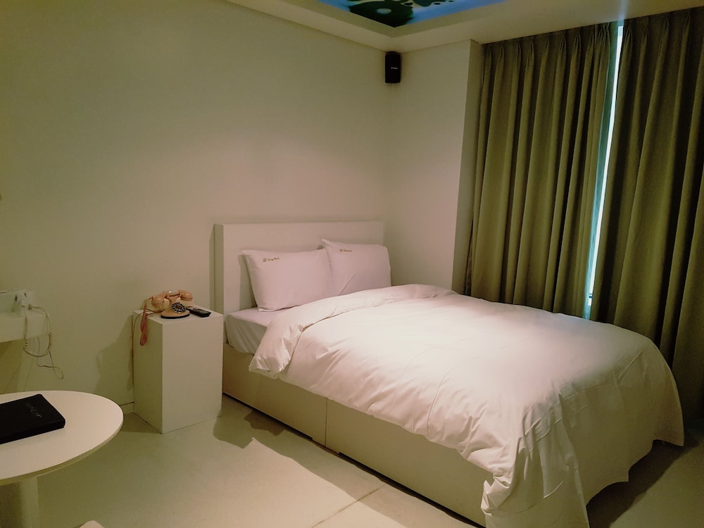 Hotel Dongseoul 11/26