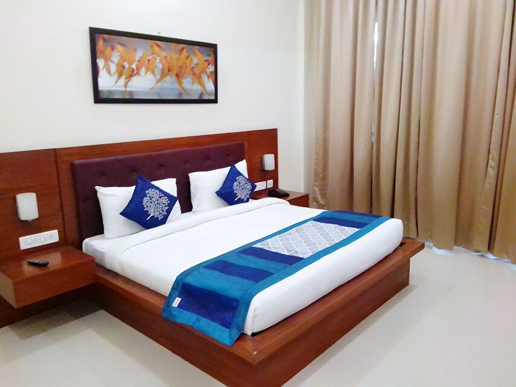 DELUXE, DOUBLE BED, RESORT VIEW