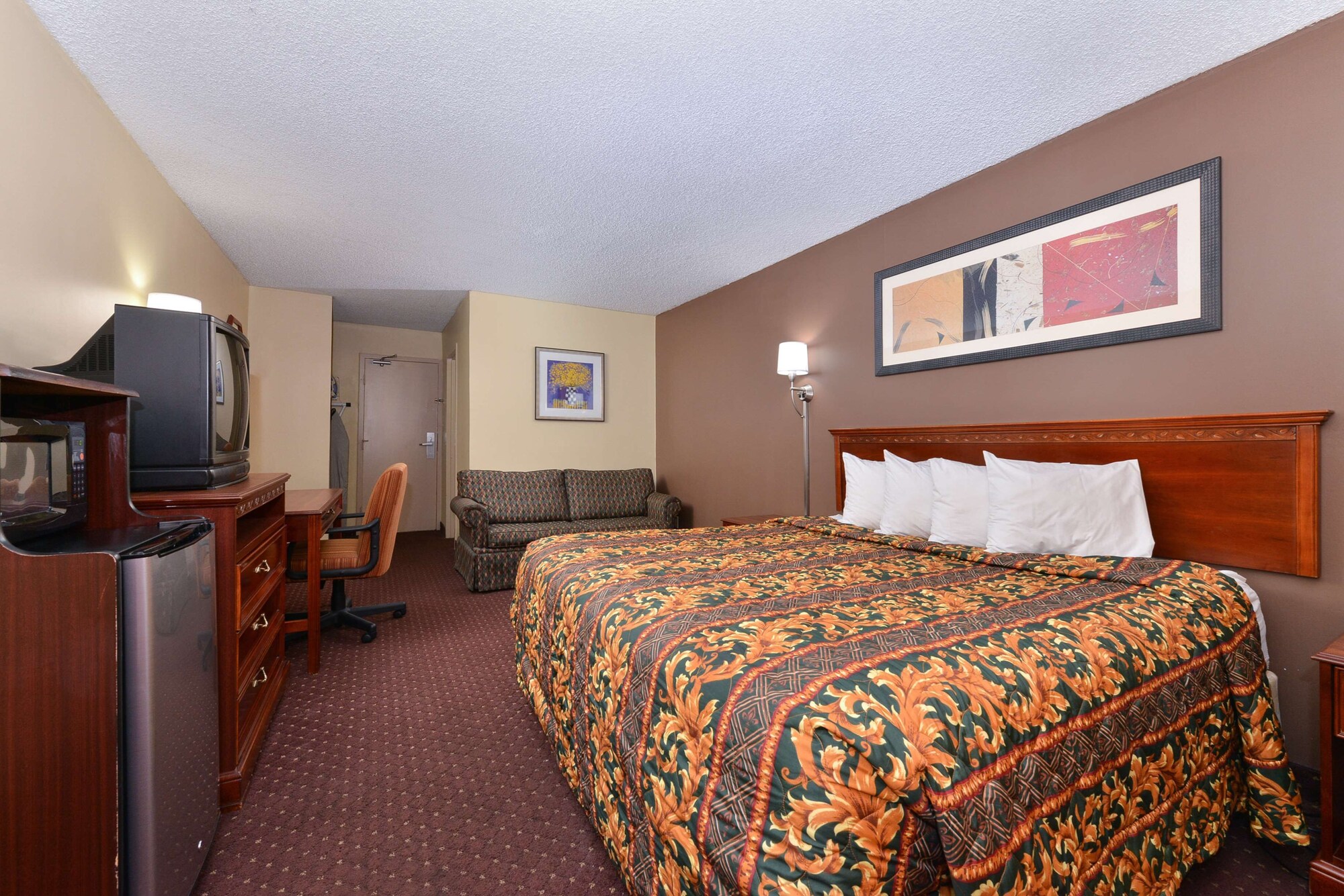 ROOM, QUEEN BED