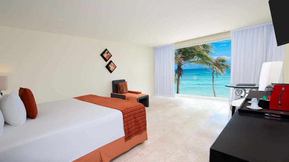 SENS, OCEAN FRONT