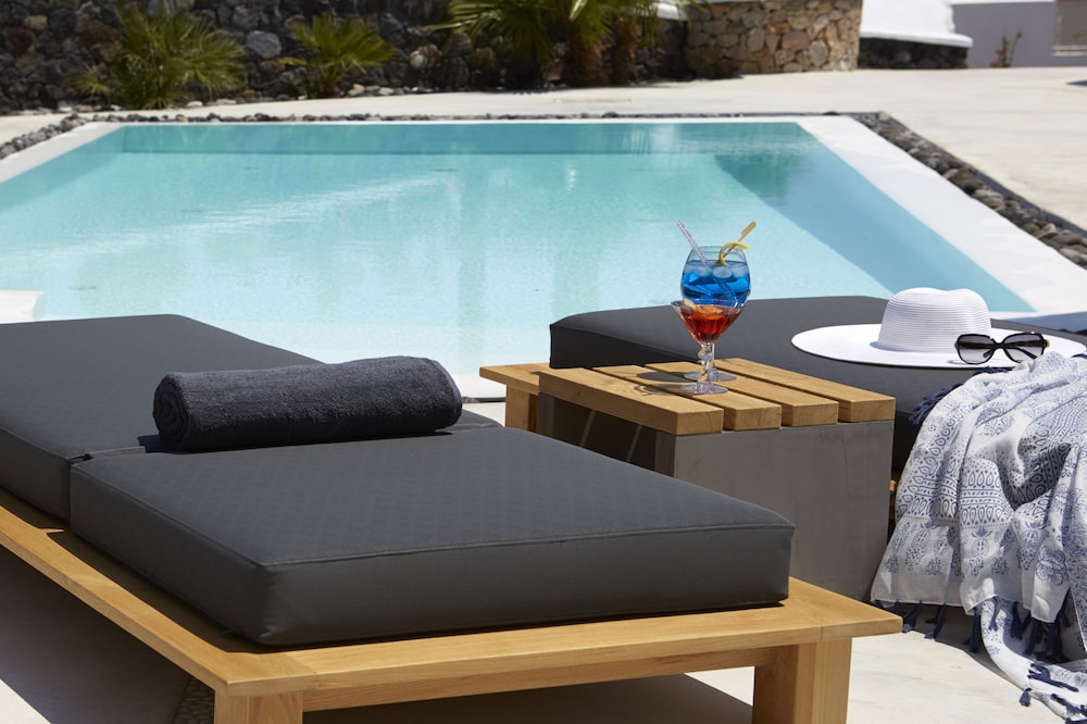 Amor Hideaway Villas by Mr and Mrs White 17/46