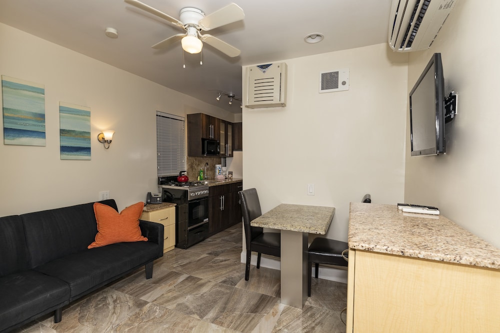 Caribbean Resort by the Ocean 22/50