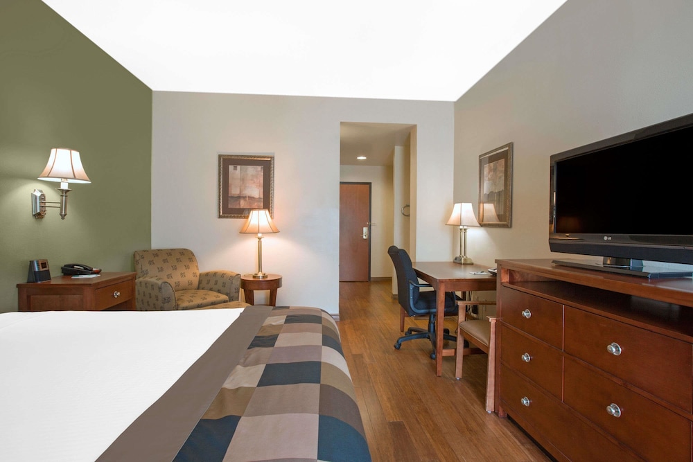 Wingate By Wyndham Tuscaloosa 20/33