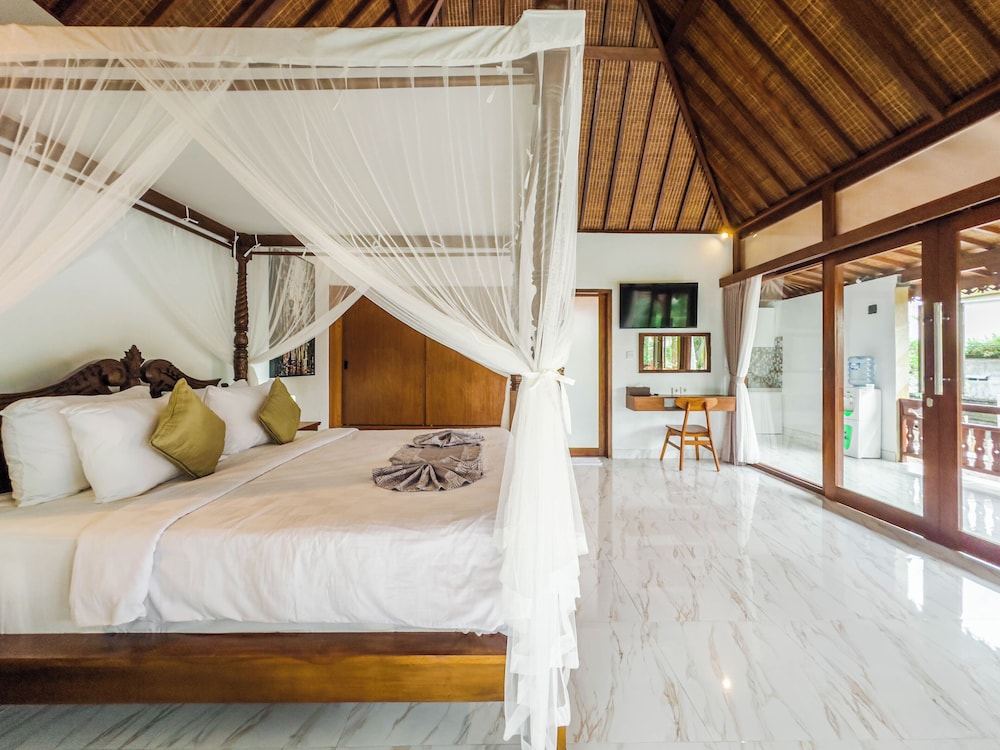 Suite, Queen Bed