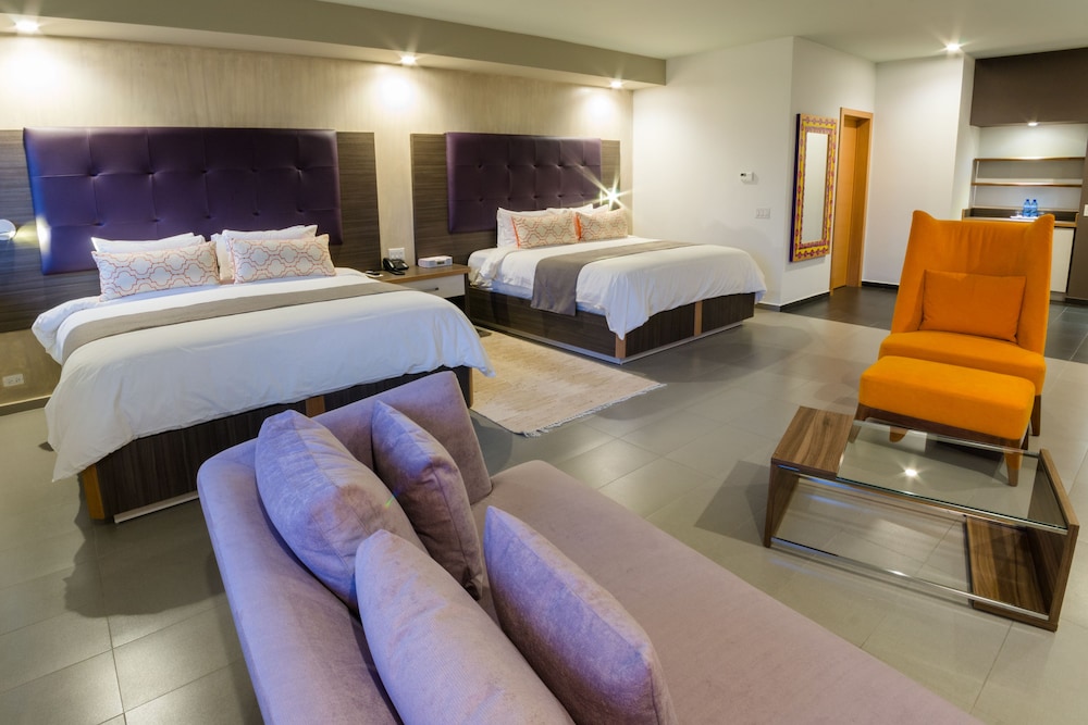 KINAM HOTEL 30/62