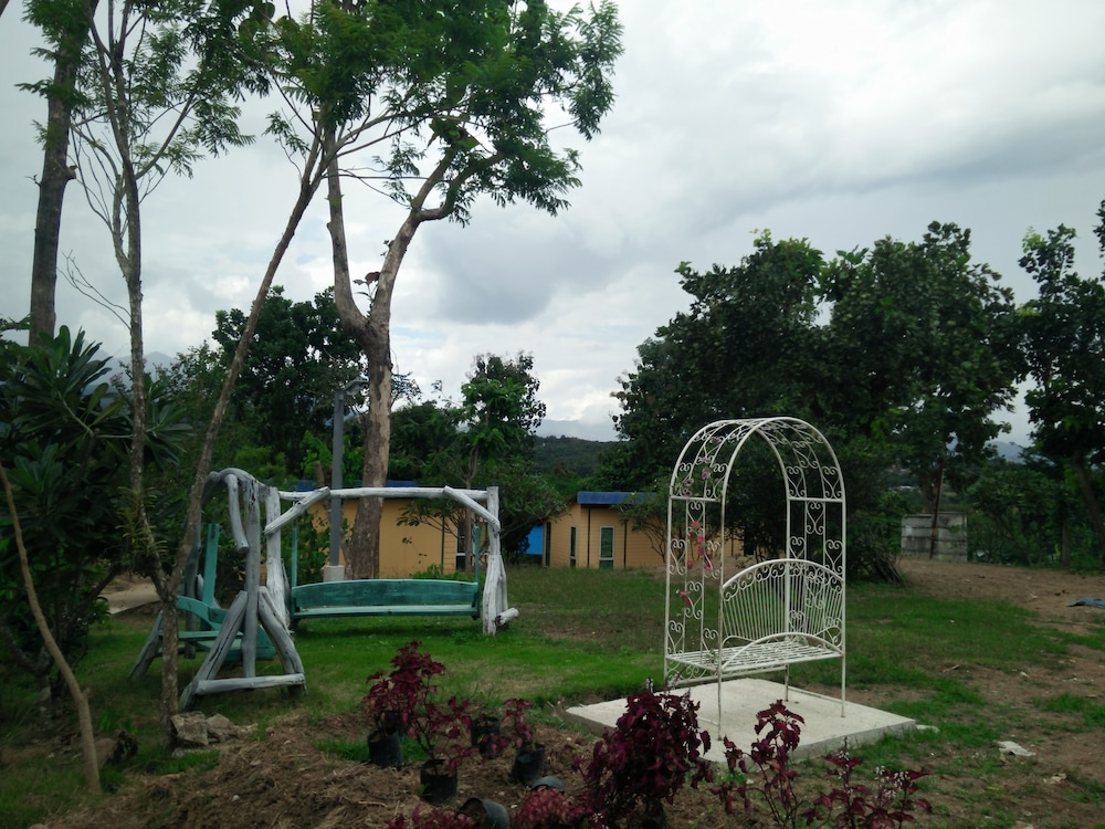 Tewdoi Garden Resort 15/22