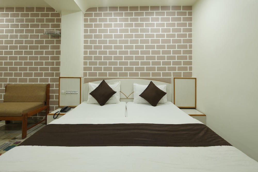 Hotel Good Night 9/50