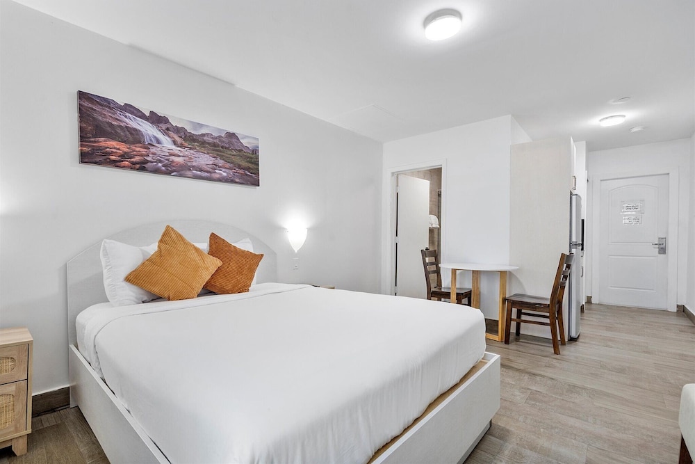 DESIGN, STUDIO, SUITE