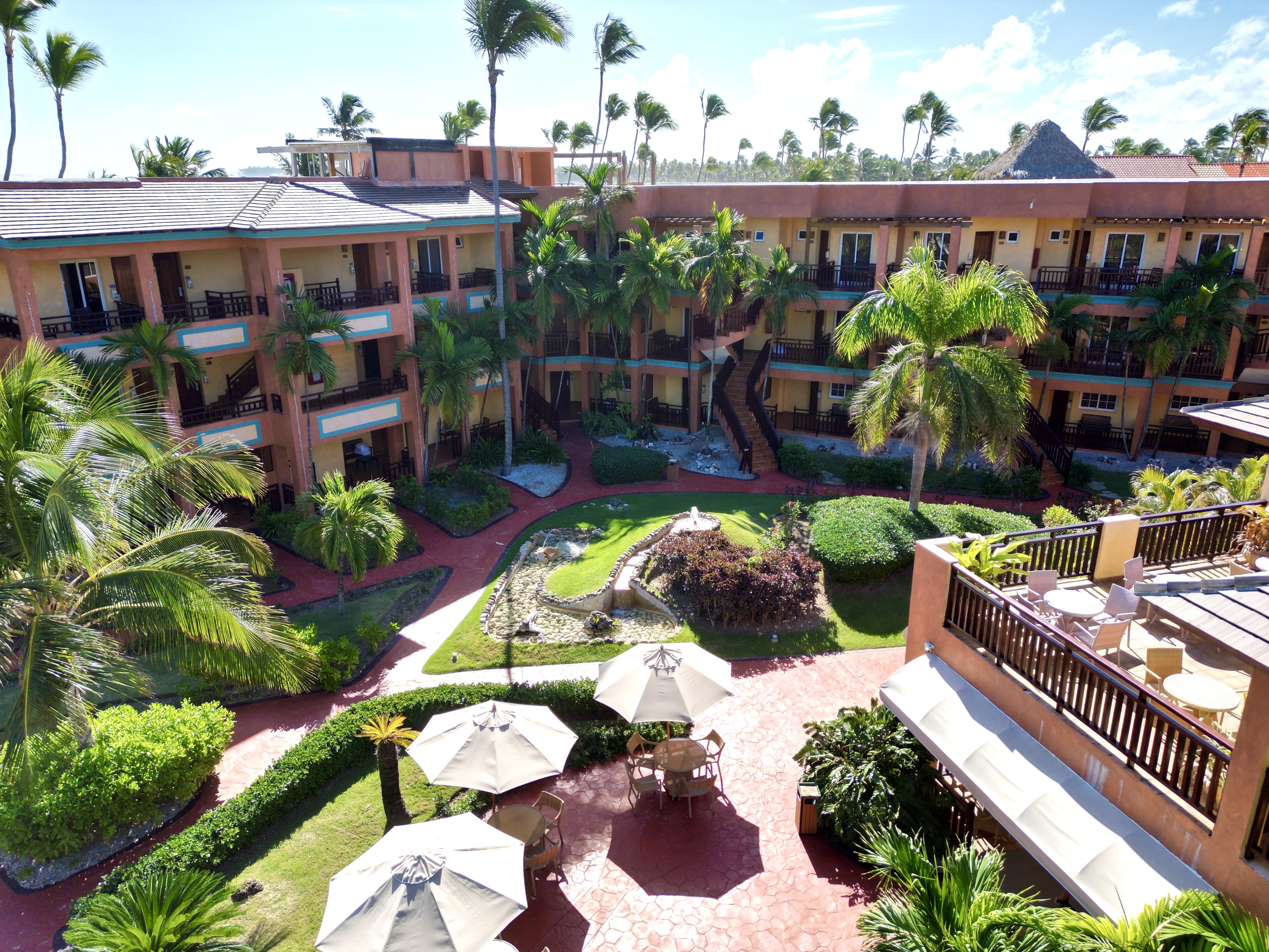 Vik Hotel Cayena Beach 1/41