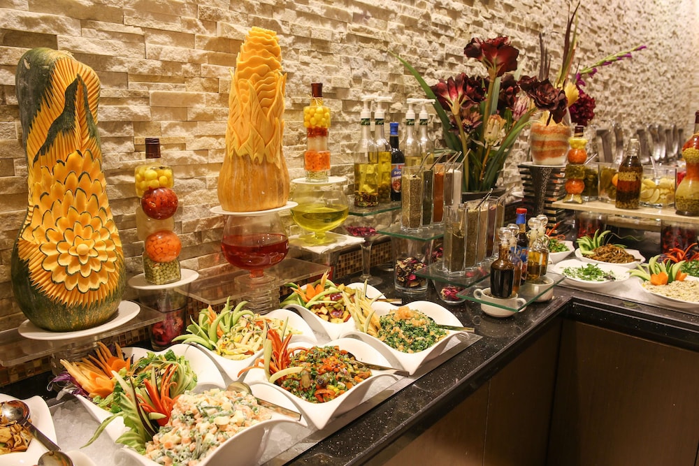 جولدن تيوليب بريدة(Golden Tulip Buraidah Al Qassim Hotel) 18/50