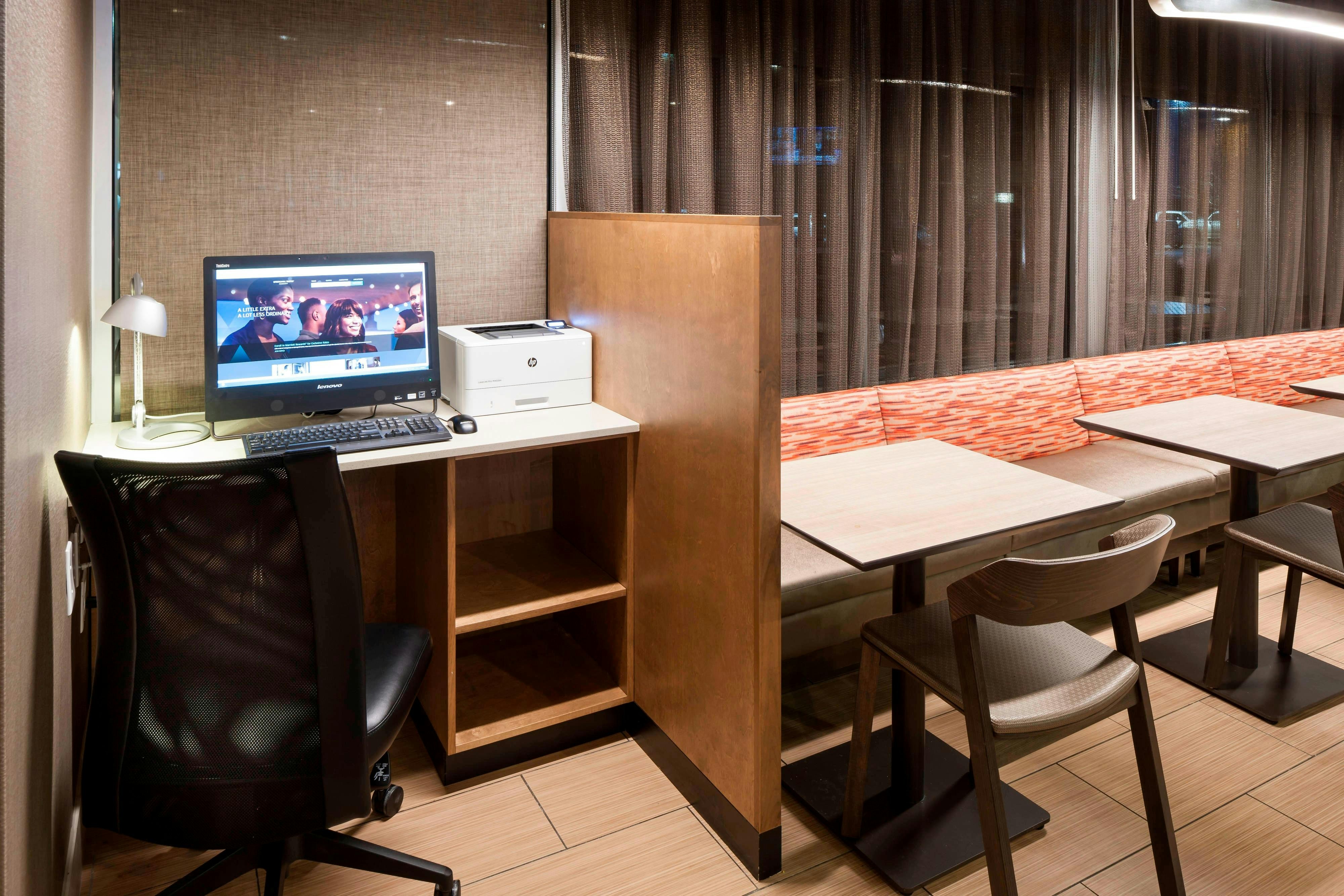Springhill Suites By Marriott Salt Lake City Airport 14/15