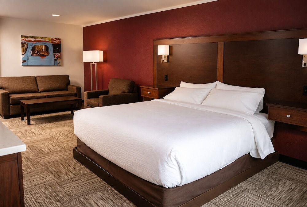 Homestead Inn & Suites 5/44